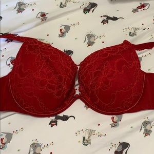 Sexy red lace Cacique bra!